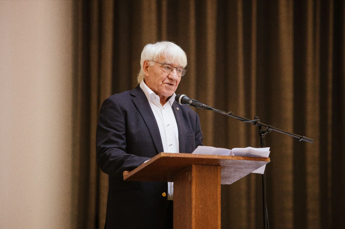 Předsedou Českého klubu olympioniků zůstává Oldřich Svojanovský