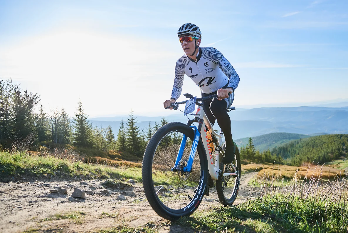Olympic champion Kulhavý takes on the Everest Challenge to help children to participate in sport