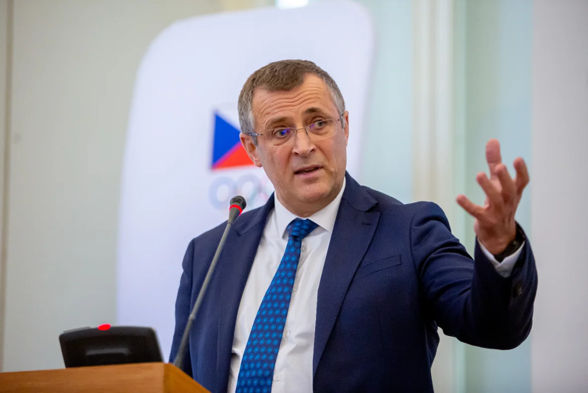 Roman Kumpošt byl znovu zvolen viceprezidentem Mezinárodní lyžařské federace
