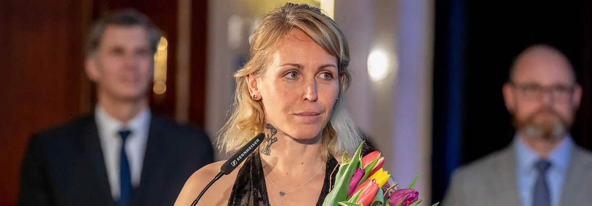 Sama v průtrži mračen. Součkovou za záchranu keškařů ocenil Český klub fair play